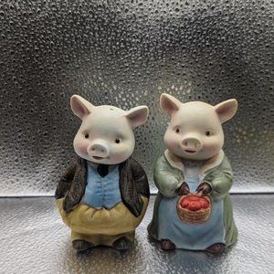 VINTAGE CERAMIC MR & MRS PIG/PIGGYS SALT AND PEPPER SHAKERS